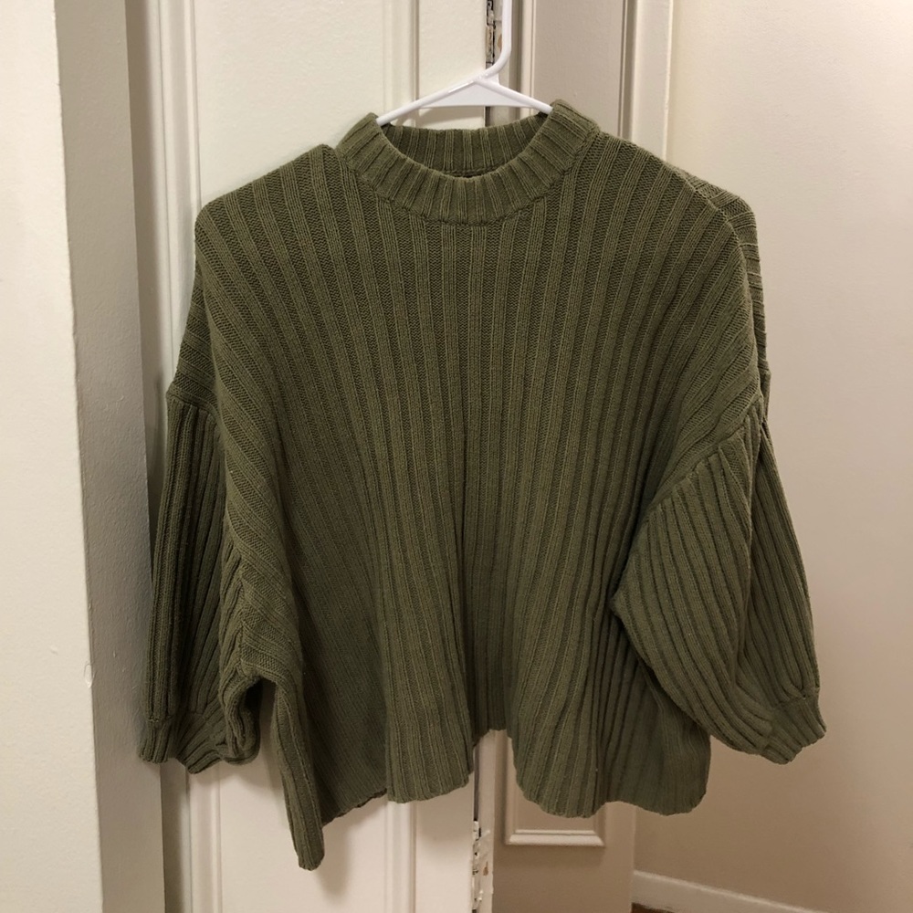 Urban outfitter sweater